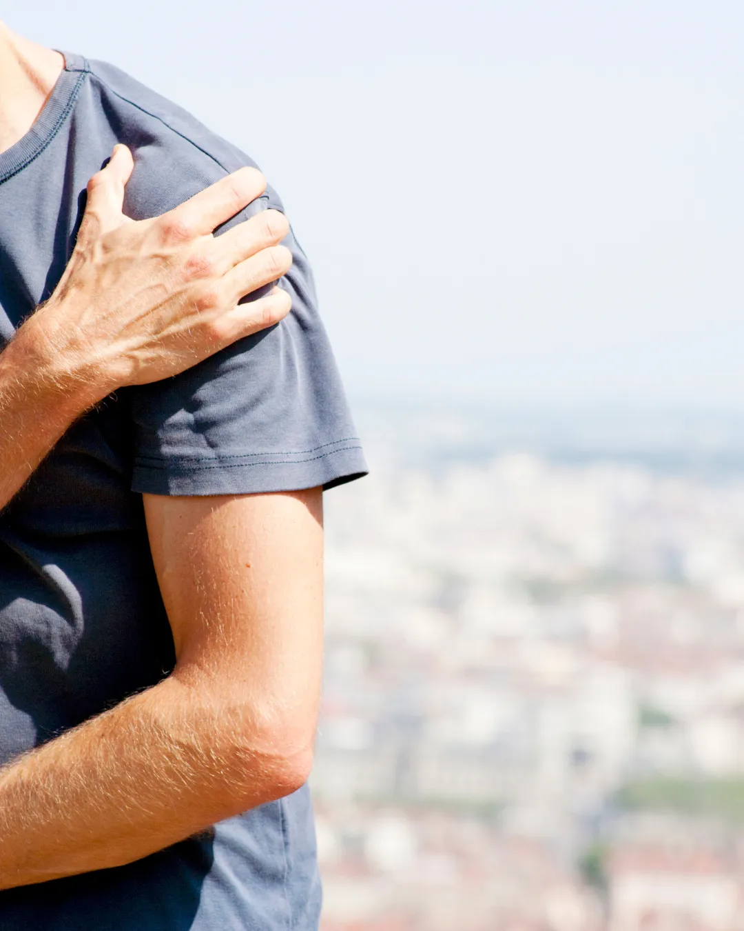 Tendinitis del manguito rotador con fisioterapia avanzada y enfoque multidisciplinar en Zaragoza